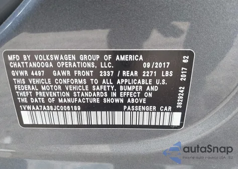 2018 Volkswagen Passat 2.0T R-Line/2.0T S z USA, uszkodzony, nr VIN 1VWAA7A38JC006189